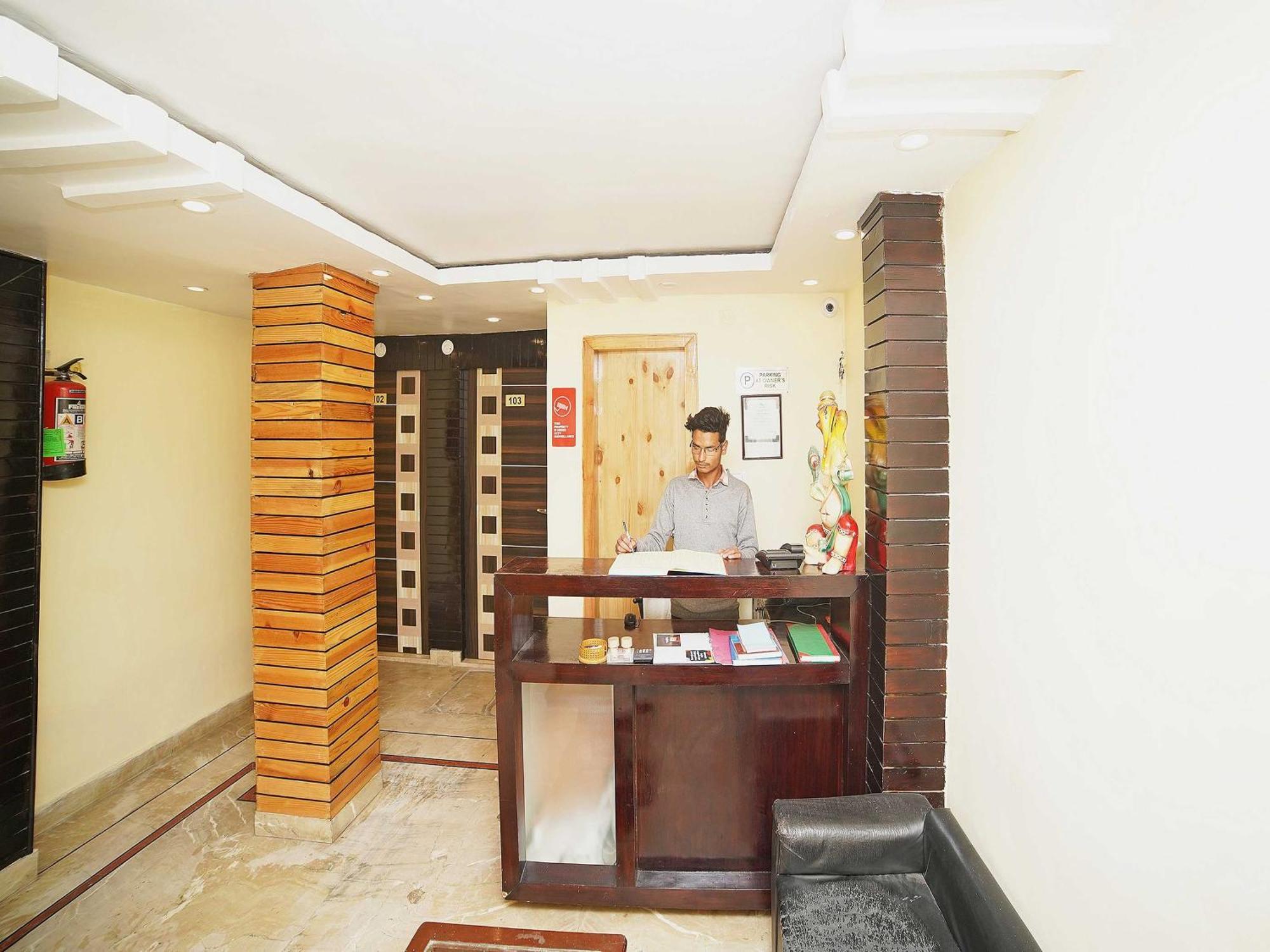 מלון נייניטל Oyo Flagship 8594 Golden Nest מראה חיצוני תמונה